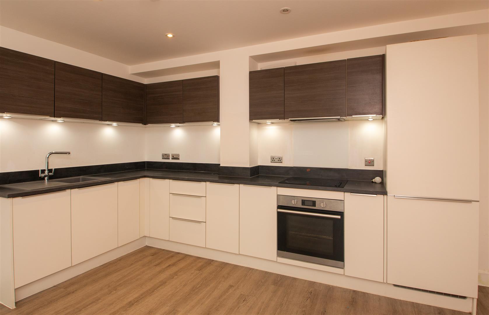 1 bed property in Broadway, Peterborough